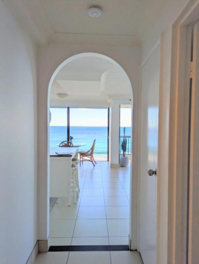 Longbeach Luxe, Surfers Paradise